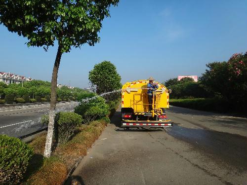 绿化养护下半年工作总结 绿意定格，风华正茂